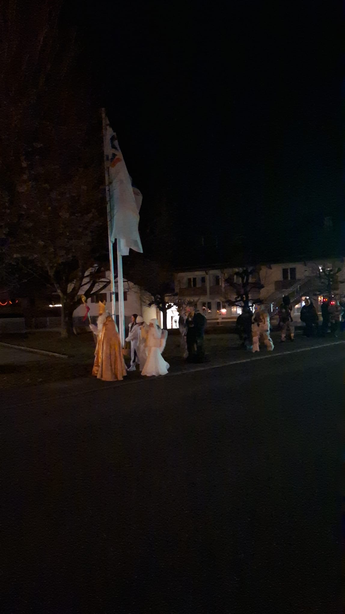 b0340ce7-3090-4f24-93d7-34f232118858